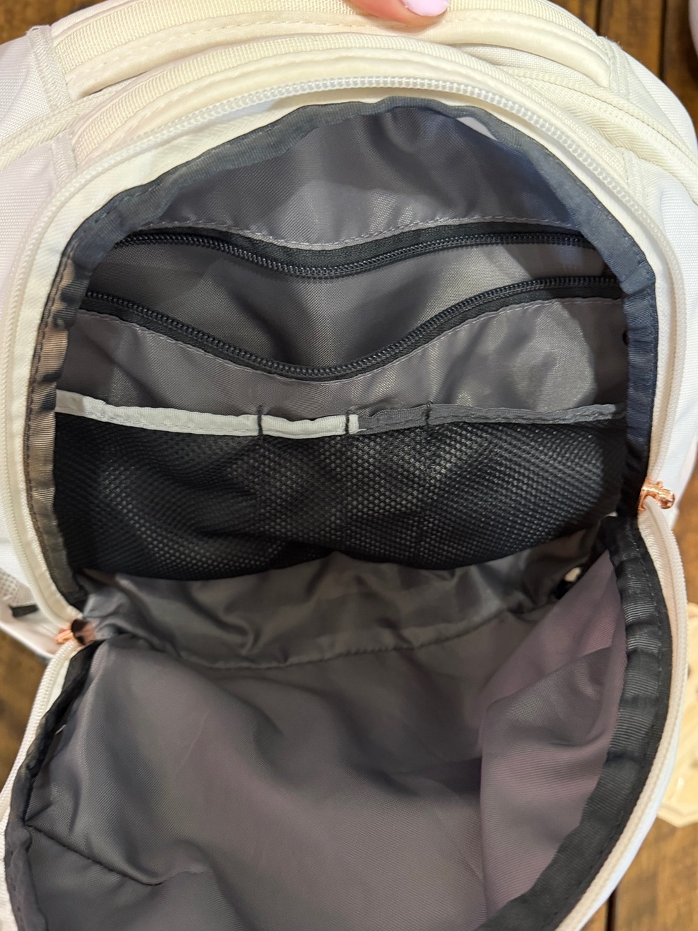 The North Face Jester Luxe Backpack - Picture 7 of 7
